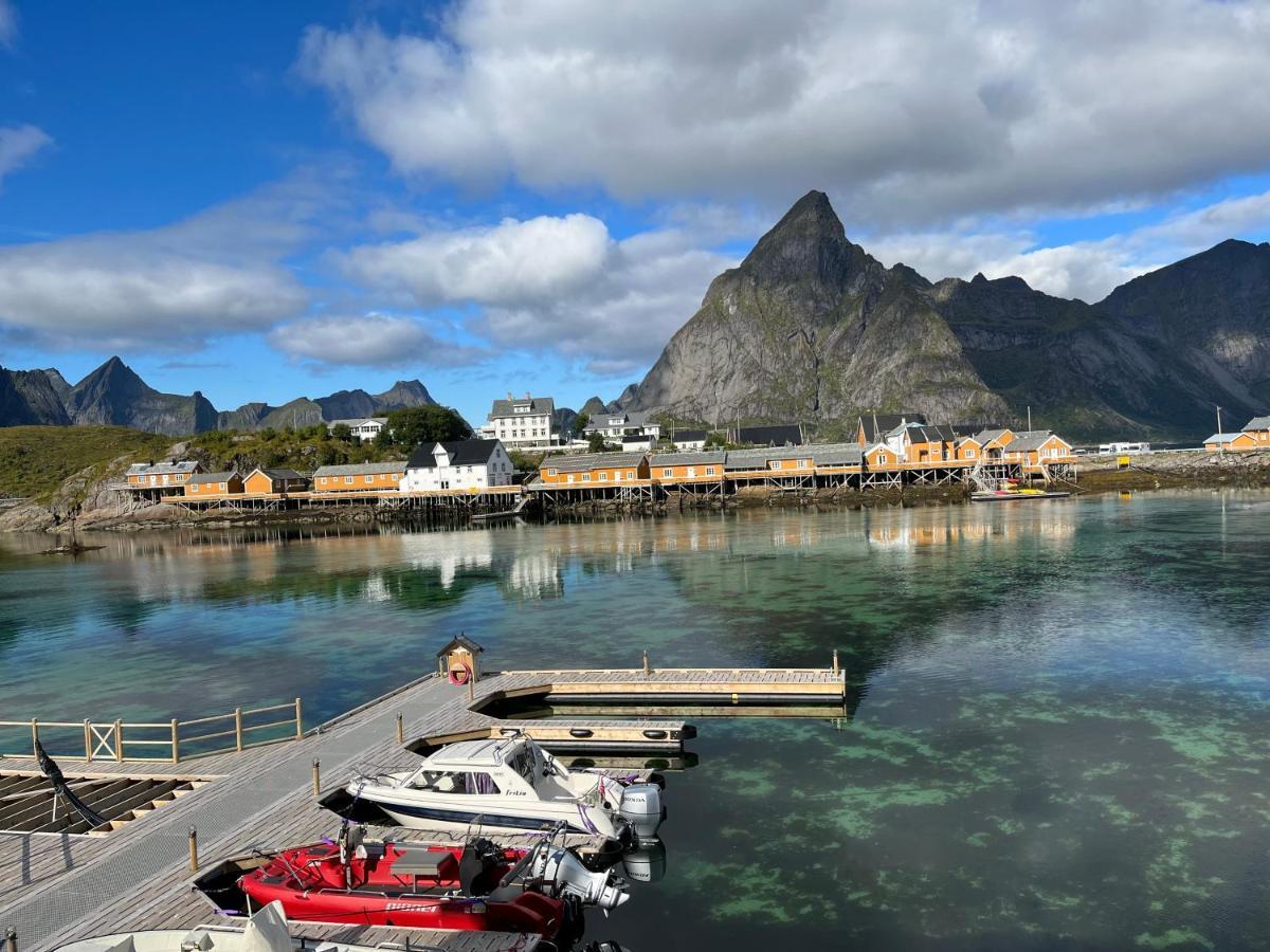 Lofoten Suite Apartments - Rostad Retro Rorbuer Reine Extérieur photo