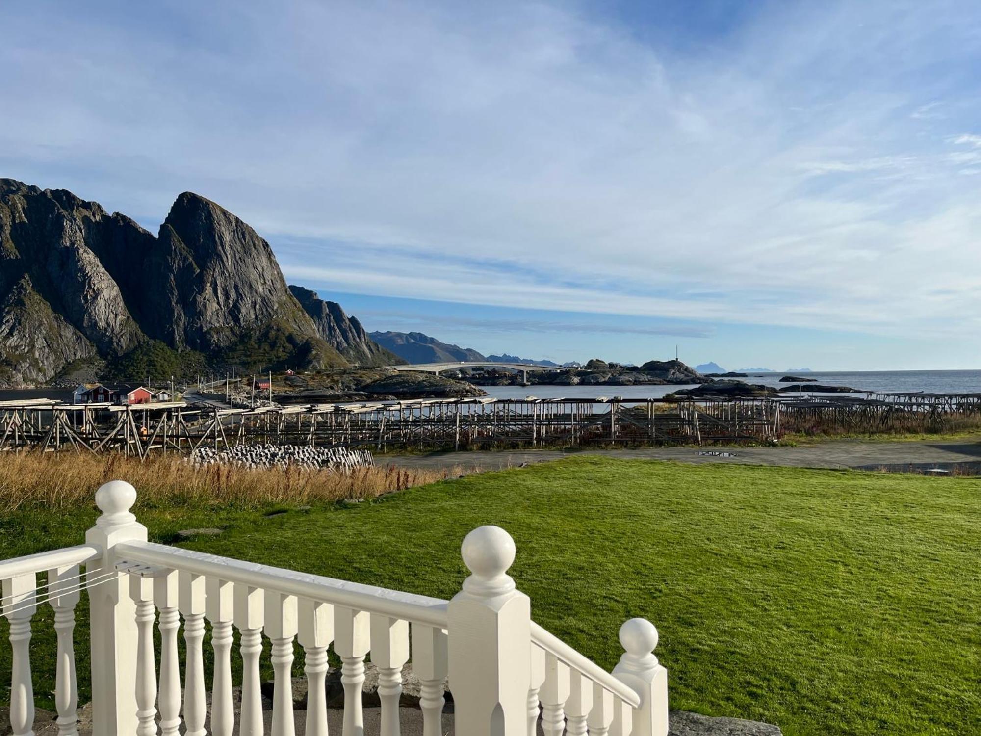 Lofoten Suite Apartments - Rostad Retro Rorbuer Reine Extérieur photo